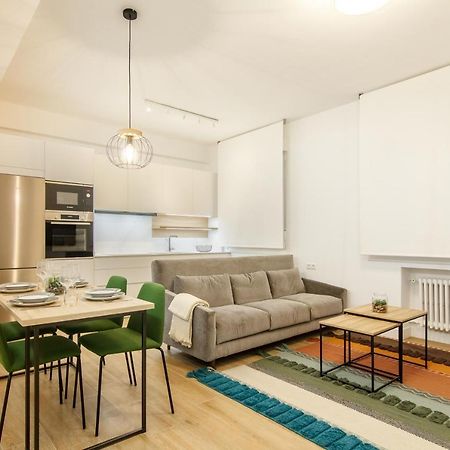 Appartamento Elegante y Recién Reformado en Abando Bilbao Esterno foto